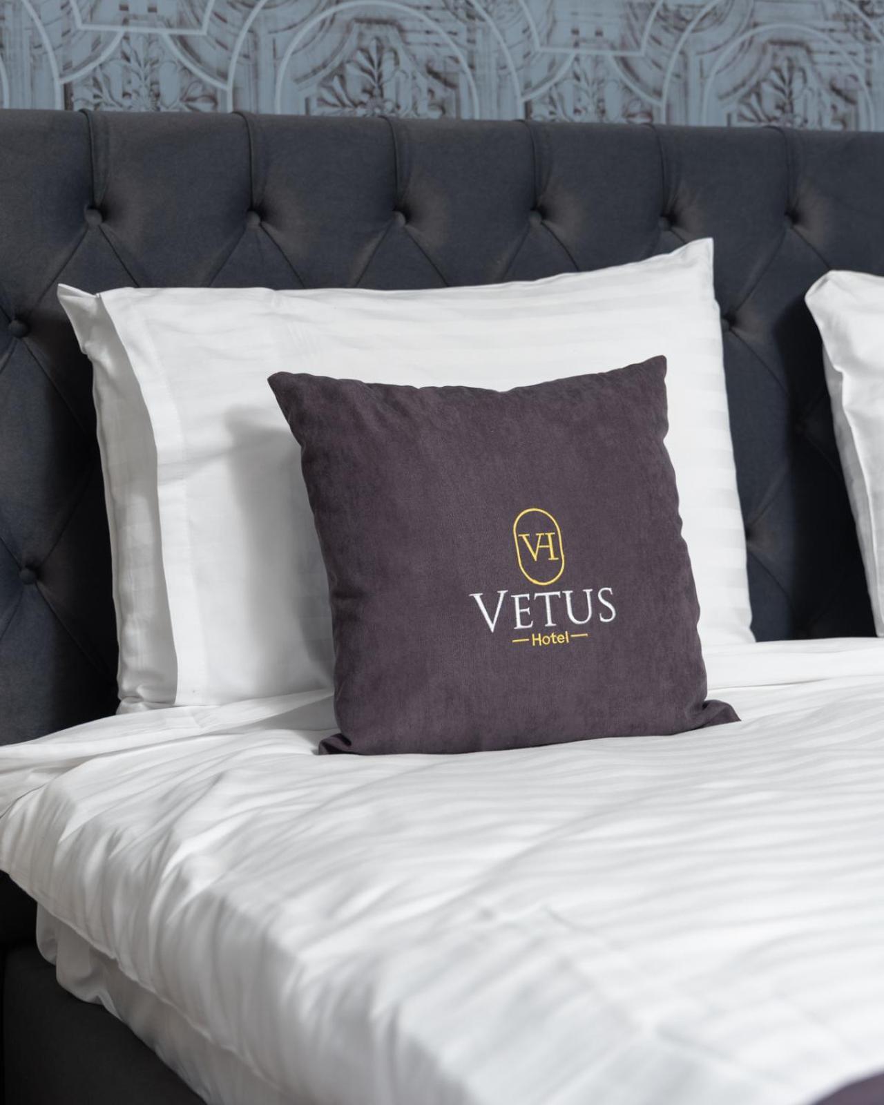 Vetus Hotel Pristina Eksteriør bilde