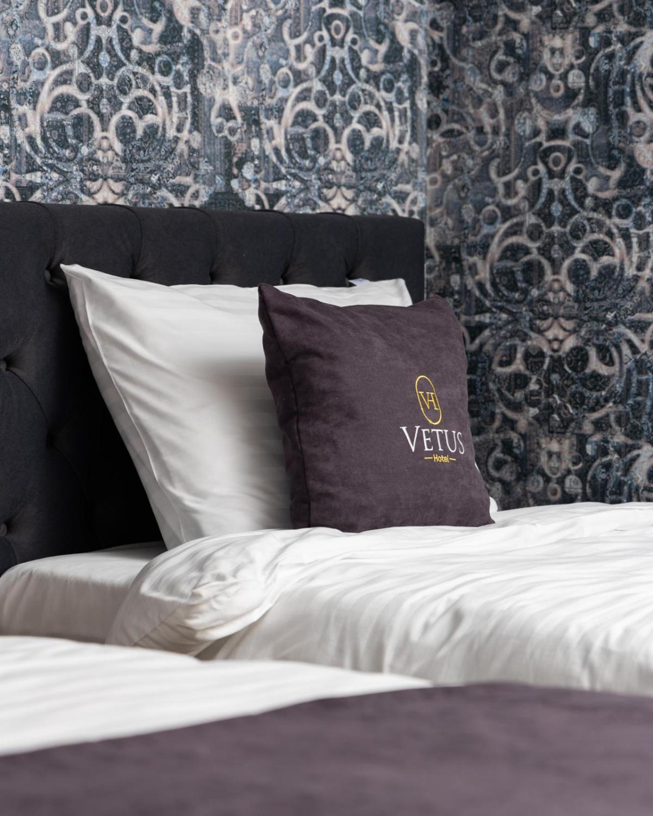 Vetus Hotel Pristina Eksteriør bilde