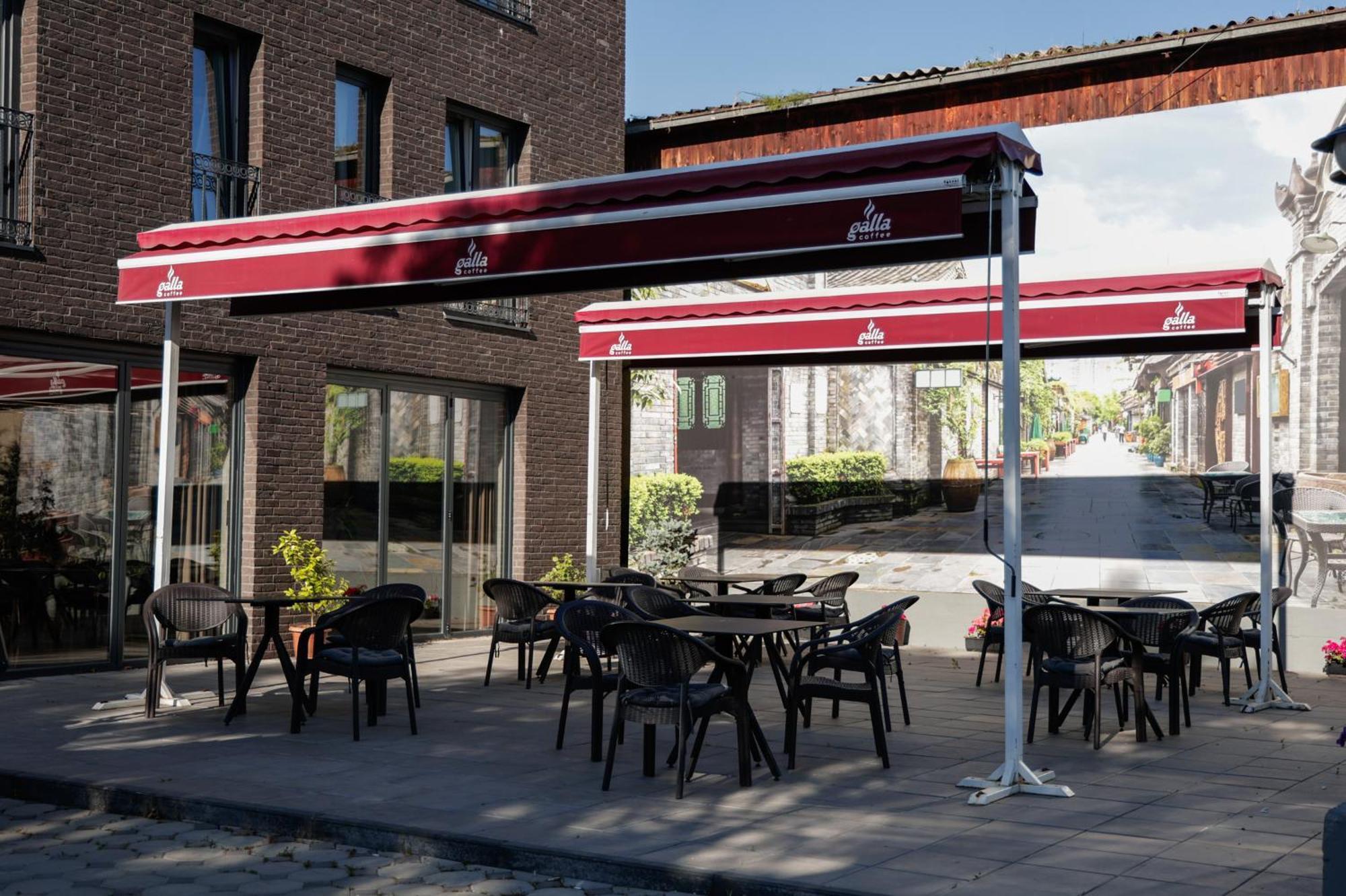 Vetus Hotel Pristina Eksteriør bilde